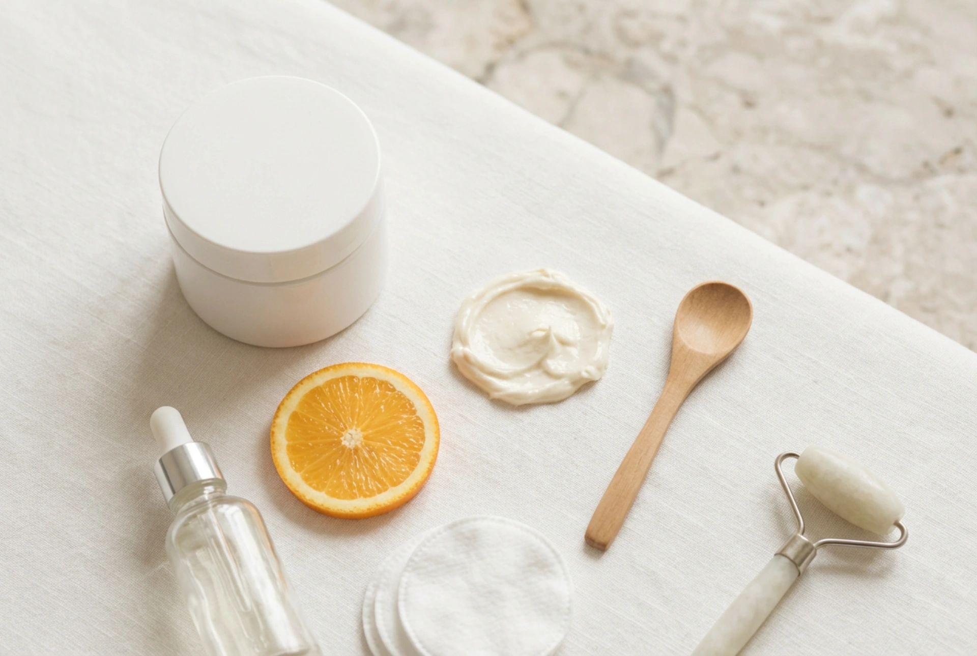 Maska s vitaminom C: kako je koristiti i s čime je kombinirati u njezi kože